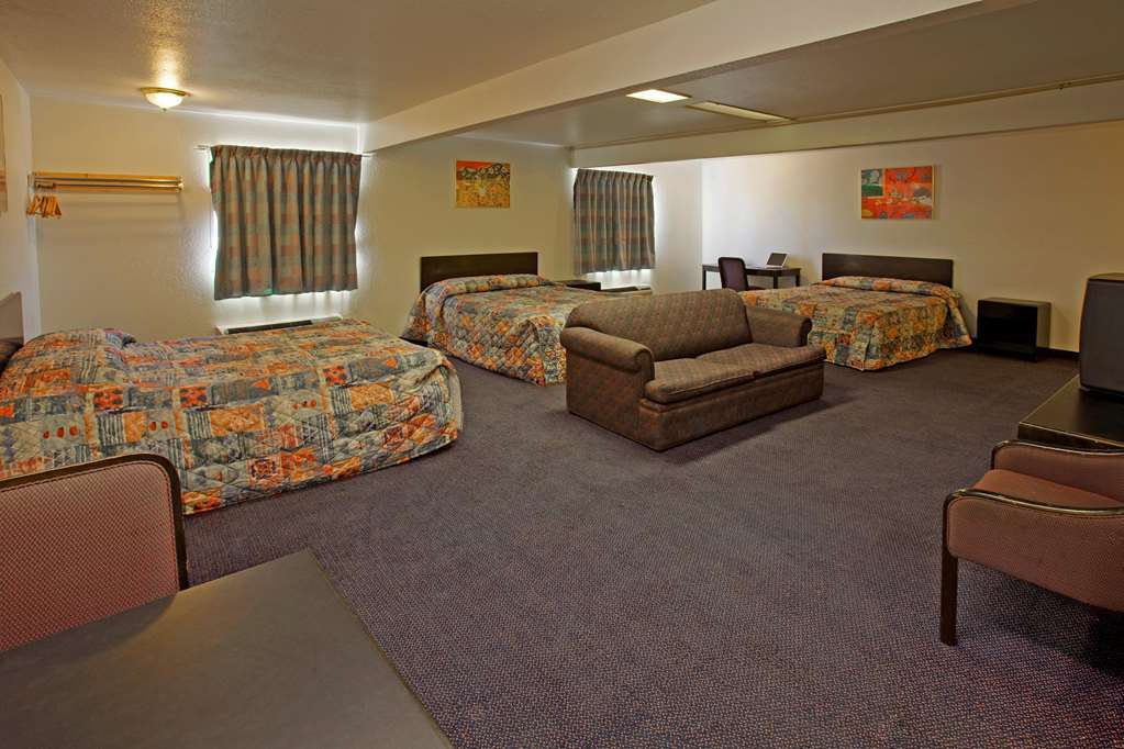 Texas Inn Seguin Room photo